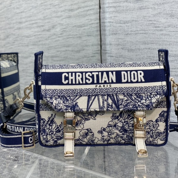 「#2051」 dior  camp   Apricot blue  23*15*8cm