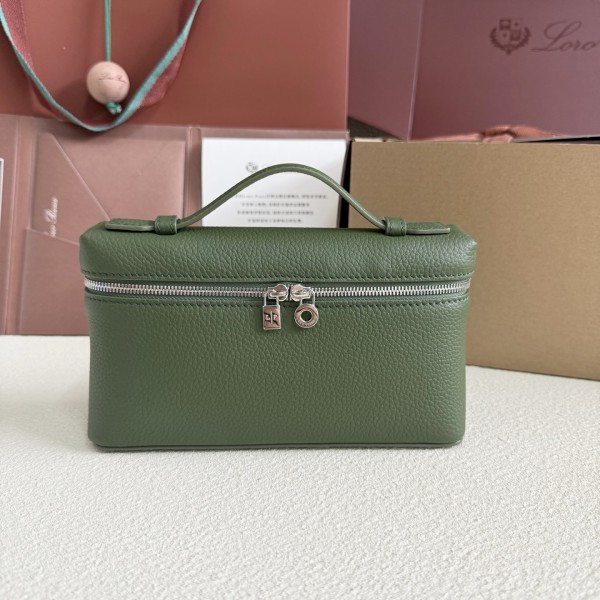 「#7064」Loro pian Extra Pocket L19 silver buckle -FAI8393 - 19x6.5x11cm - lichen green