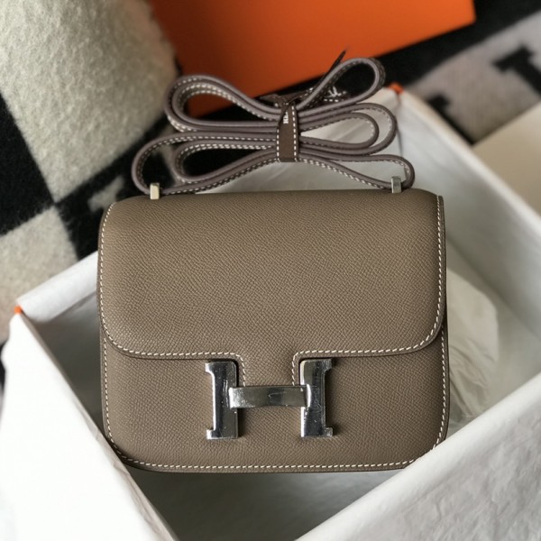 「#4101」 Hermès Elephant Grey Constance Silver Buckle Bag 19cm