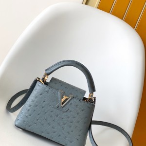 「#0252」Louis Vuitton Capucines BB  N87312 21.0 x 13.6 x 8.0