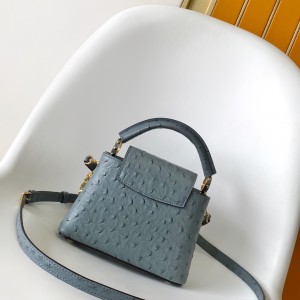 「#0253」Louis Vuitton Capucines BB  M11906  21.0 x 13.6 x 8.0