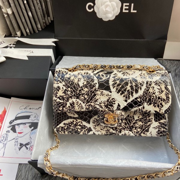 「#10034」Chanel South African python leather custom model with full deerskin lining 01112 25.5*7*16CM
