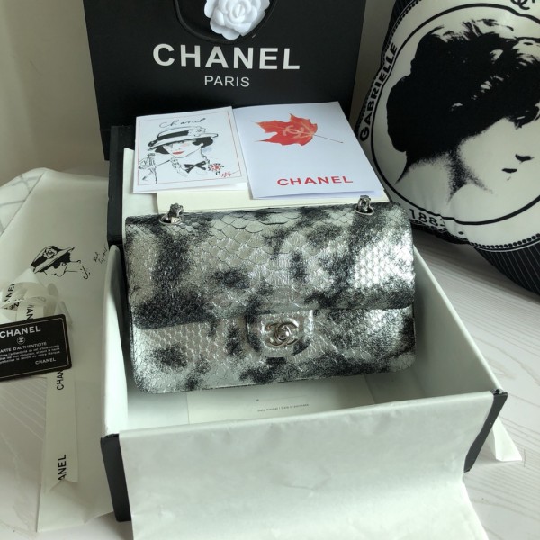 「#10098」Chanel South African python leather custom model with full deerskin lining 01112 25.5*7*16CM