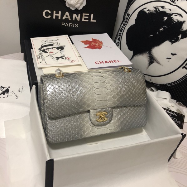 「#10101」Chanel South African python leather custom model with full deerskin lining 01112 25.5*7*16CM