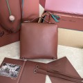 「#7121」Loro pian Extra Pocket L23.5 silver buckle - FAM6491 - 21✖️23.5✖️8cm - red brick color 「#7121」Loro pian Extra Pocket L23.5 silver buckle - FAM6491 - 21✖️23.5✖️8cm - red brick color
