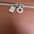 「#7121」Loro pian Extra Pocket L23.5 silver buckle - FAM6491 - 21✖️23.5✖️8cm - red brick color 「#7121」Loro pian Extra Pocket L23.5 silver buckle - FAM6491 - 21✖️23.5✖️8cm - red brick color