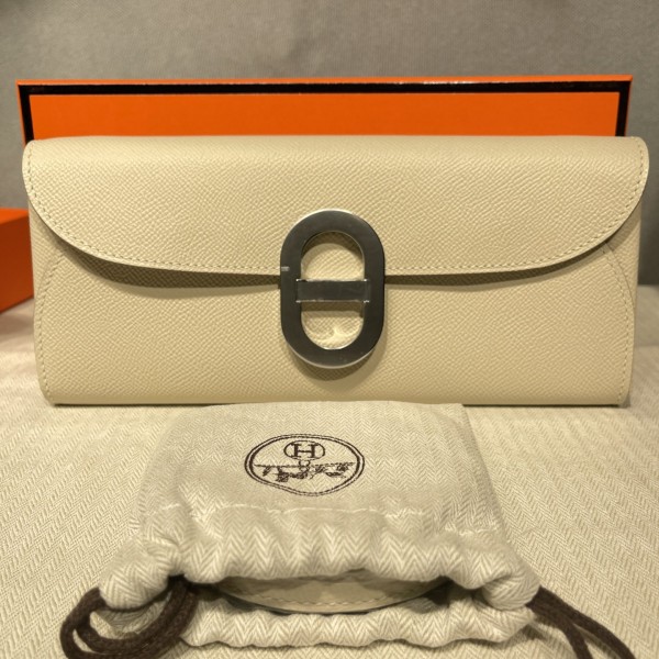 「#4128」 Hermes Milkshake White Silver Buckle Chaine d'Ancre to go 24*10*2.5cm