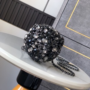 「#10126」Chanel Black Diamond Ball Bag 13cm