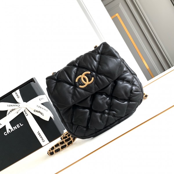 「#10132」Chanel black size 22.5*20*3Cm