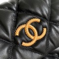 「#10132」Chanel black size 22.5*20*3Cm