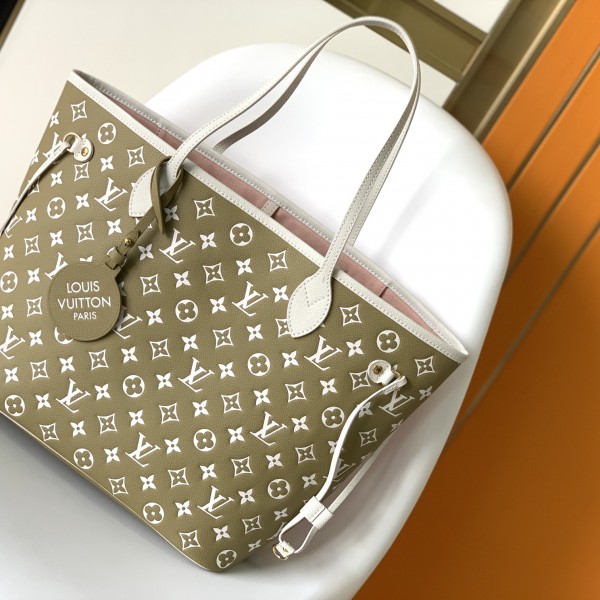 「#0300」Louis Vuitton  Neverfull  M46102  31 x 28 x 14