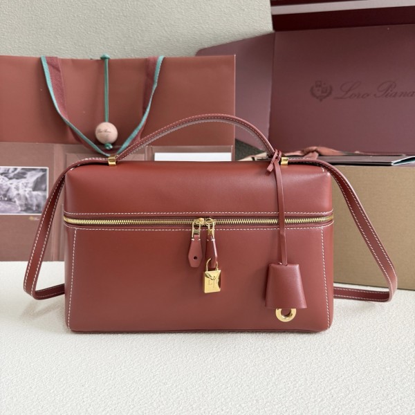 「#7145」Loro pian Extra bag L27 gold buckle - FAN4043 - 16cm*27 cm*10cm - reddish brown 「#7145」Loro pian Extra bag L27 gold buckle - FAN4043 - 16cm*27 cm*10cm - reddish brown