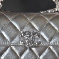 「#10154」Chanel 23p Chanel Dark Horse Kelly Long Handle Bag 19*10*4.5cm