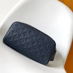 「#0309」Louis Vuitton  Louis Vuitton Dopp Kit  M12643 28.0 x 15.0 x 16.5