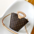 「#0325」Louis Vuitton Nicolas Ghesquière M14680 12.0 x 18.0 x 7.0 「#0325」Louis Vuitton Nicolas Ghesquière M14680 12.0 x 18.0 x 7.0