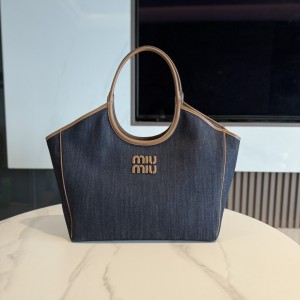 「#9063」 miumiu 5BG276  37*36*16cm