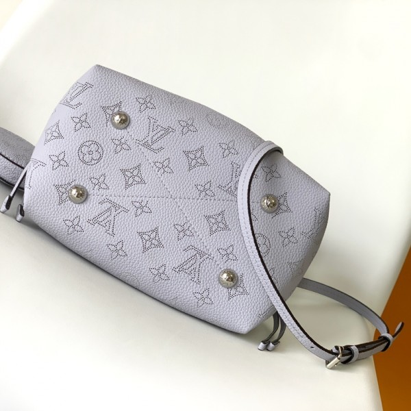 「#0360」Louis Vuitton  Bella M22714    19.0 x 22.0 x 14.0