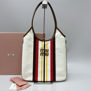 「#9079」 miumiu   5BB231  35+40     