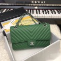 「#10231」Chanel Green Gold Buckle 2018 Big V 25cm