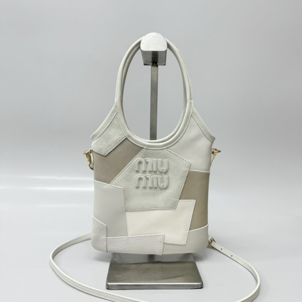 「#9094」 miumiu   5BA281 20*24cm