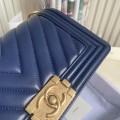 「#10234」Chanel Ribbed Gold Buckle Hot Mom Bag 67085 20cm