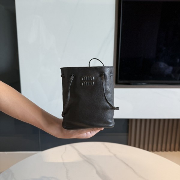 「#9097」 miumiu   5NF460  17×14×6cm