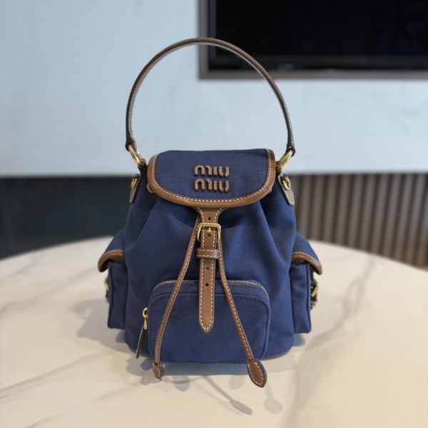 「#9098」 miumiu  5BZ043  18*22*11.5cm