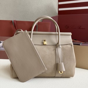 「#7162」Loro pian  Loom L32 gold buckle -  FAN9610 - 33cm✖️23cm✖️18CM - taupe