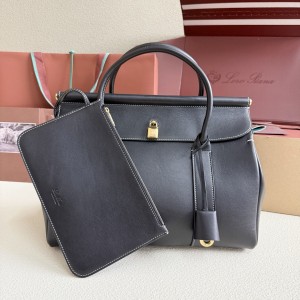 「#7170」Loro pian  Loom L32 gold buckle - FAN4043 - 33cm✖️23cm✖️18CM - black plain weave