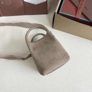 「#7178」Loro pian Bale -FAP3122 - 13cm*13cm*16cm - taupe