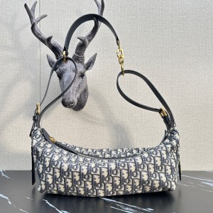 「#2076」 dior  2417 Old flower blue  33×16×15cm 