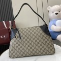 「#3664」GUCCI GG Emblem 815217 37x 23x 8 「#3664」GUCCI GG Emblem 815217 37x 23x 8