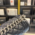 「#10241」Chanel ribbed silver buckle silver chain hot mom bag 67086 25cm