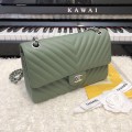 「#10251」Chanel 2018 Big V Light Green Silver Chain Silver Buckle 25cm AS8023