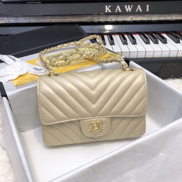 「#10256」Chanel 2018 Big V Beige Gold Chain Gold Buckle 20cm AS5500 「#10256」Chanel 2018 Big V Beige Gold Chain Gold Buckle 20cm AS5500