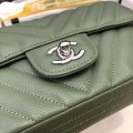 「#10259」Chanel 2018 Big V Bamboo Green Silver Chain Silver Buckle 20cm AS8500