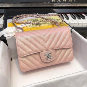 「#10265」Chanel 2018 Big V Barbie Pink Silver Chain Silver Buckle 20cm AS8500