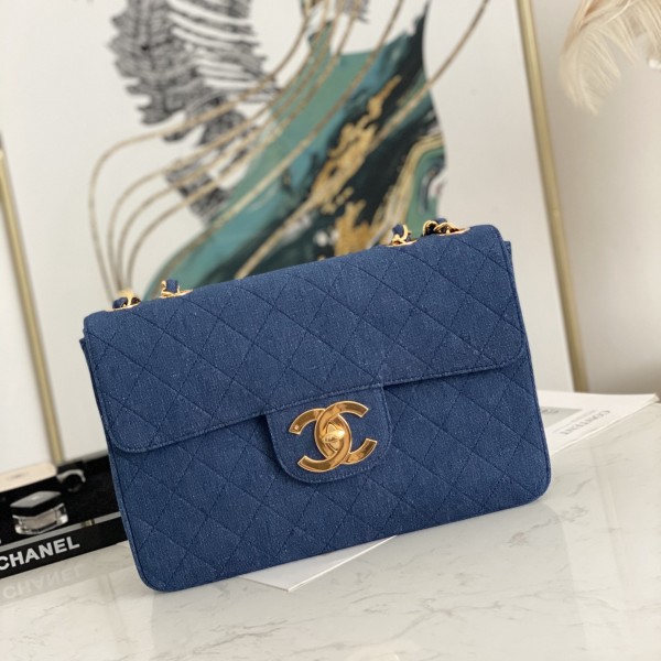 「#10303」Chanel Classic Flap Bag with gold buckle and gold chain A88 30*21*8cm 「#10303」Chanel Classic Flap Bag with gold buckle and gold chain A88 30*21*8cm