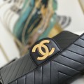 「#10306」Chanel Classic Flap Bag Gold Buckle Gold Chain V Shape A88 30*21*8cm