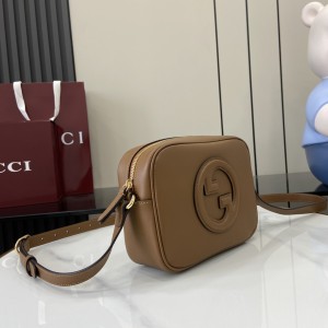 「#3787」GUCCI Blondie 820429 21x 15.5x 8