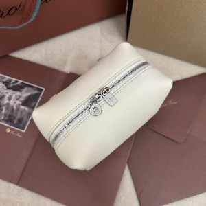 「#7302」Loro pian Washing bag - 14cm*10cm*8cm - Tender white