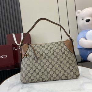 「#3805」GUCCI GG 815216 31.5✖️21✖️8