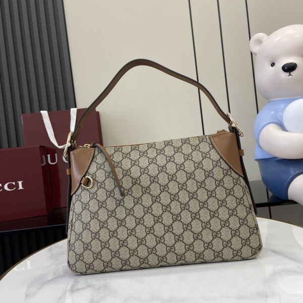 「#3805」GUCCI GG 815216 31.5✖️21✖️8