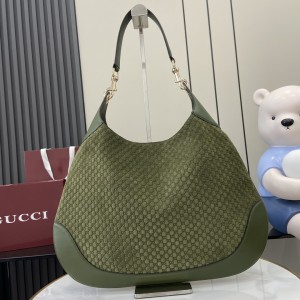 「#3855」GUCCI Body 815924 49x 46x 4