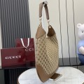 「#3858」GUCCI Body 815924 49x 46x 4