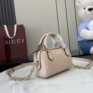 「#3862」GUCCI GG Emblem 815256 16.5x 10x 8