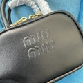 「#9117」 miumiu 5NR020 10.5+4 「#9117」 miumiu 5NR020 10.5+4