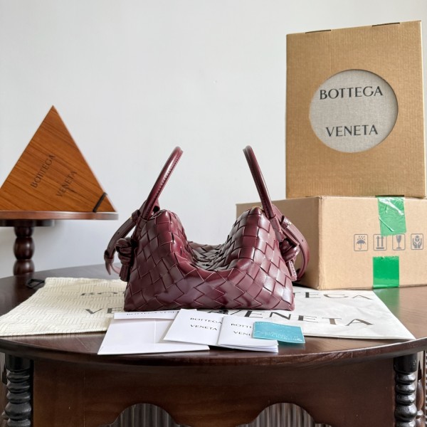 「#11004」BOTTEGA VENETA loop 796615 19*12*9 「#11004」BOTTEGA VENETA loop 796615 19*12*9