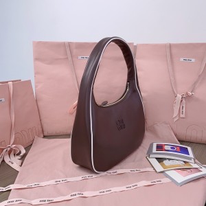 「#9147」 miumiu 5BC183  35X27X8.5cm