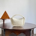 「#11012」BOTTEGA VENETA padded intreccio 805739  23*11*8